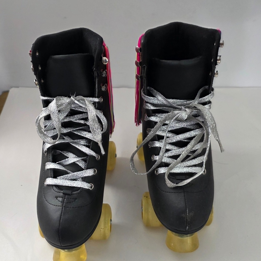 Doll Kills Black Quad Roller Skates Neon Rainbow Fringe Silver Laces  Sz 8 - Picture 8 of 14